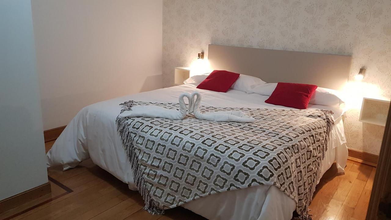 Apartamentos Shalom Рібадео Екстер'єр фото