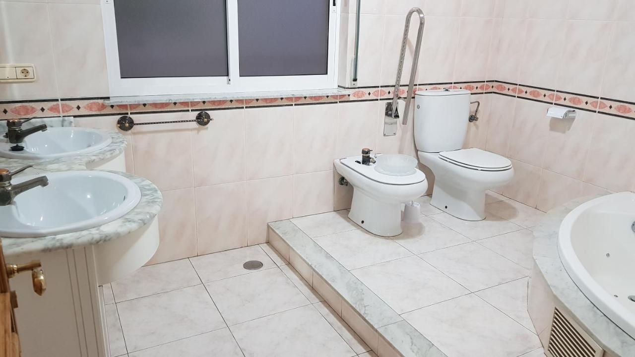 Apartamentos Shalom Рібадео Екстер'єр фото